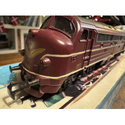 M�rklin 3067 DSB diesellok My 1106 ombygget til DC  j�vnstr�m drift