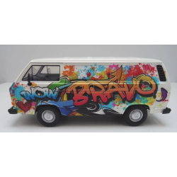 Motormax 79599 VOLKSWAGEN Typ 2 T3 Graffiti Van skala 1:24