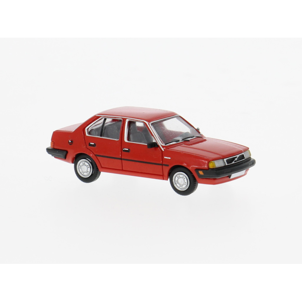 PCX HO 870820 Volvo 340 r�d �rgang 1985