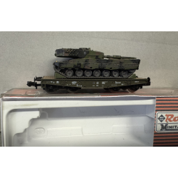 Roco 901 spor N DB svrgodsvogn med Kampvogn 