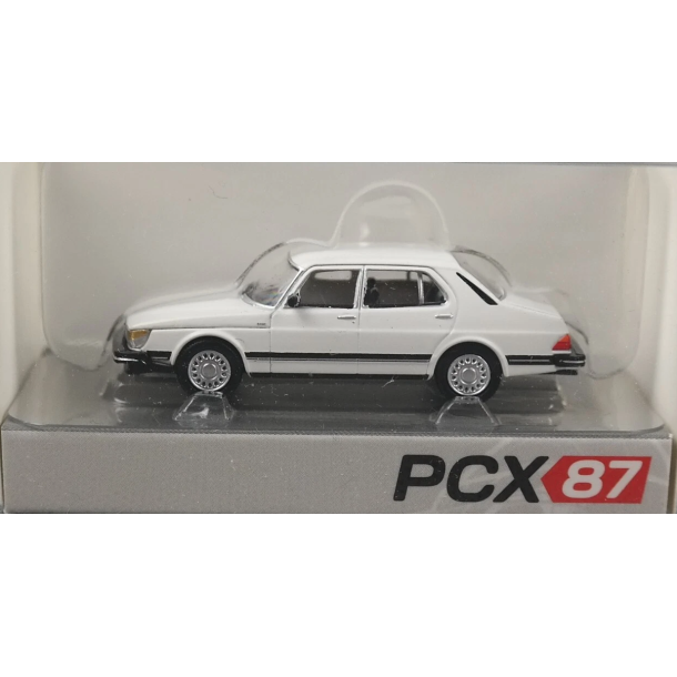 PCX HO 870757 Saab 900 Limousine hvid rgang 1981