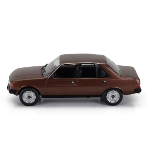 Whitebox 124243 Peugeot 305 �rgang 1977 metallic brun skala 1:24