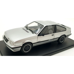 Whitebox 124156-0Opel Monza A2 GSE - Silver rgang 1983 skala 1:24