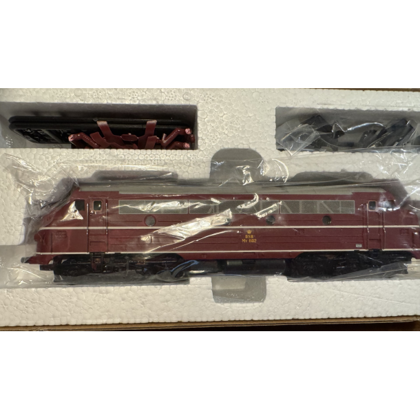 Heljan 44211 DSB diesellok My 1152 til analog DC j�vnstr�m drift