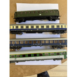 Lot 12 Roco + Lima kleinbahn HO 4 brugte personvogne. Stand se billederne tak