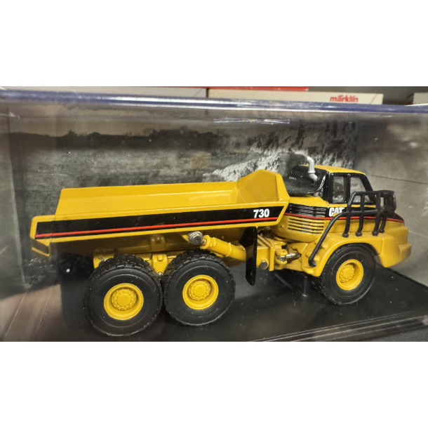 Mrklin 18874 CAT 730 dumper Metal bygget.