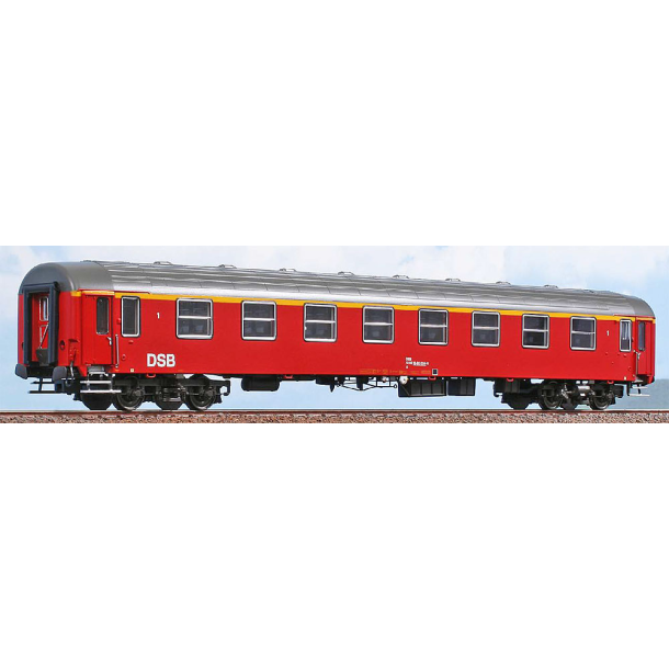 A.M.C.E HO 52189 DSB personvogn 1 kl. Type UIC-Y med AC hjul. 