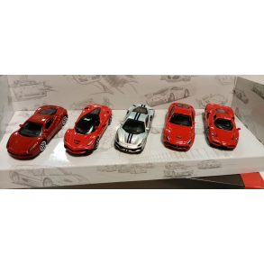 Burago 36848A s�t med 5 FERRARI biler skala 1:64
