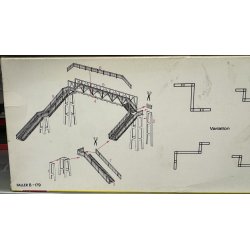 Faller HO B179 fodg�ngerbro bygges�t