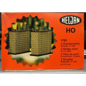 Heljan HO 1765 bropiller 2 stk. 8x8x3 cm. Bygges�t