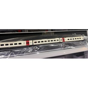 McK HO 5002 DSB diesel togs�t MF 5040 med DCC j�vnstr�m samt diesellyd