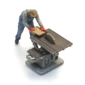 Artitec HO 387.663 Rundsav med figur. F�rdig model. 