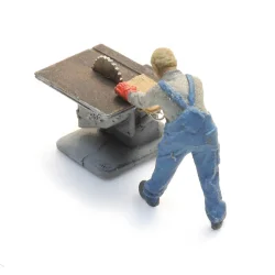 Artitec HO 387.663 Rundsav med figur. F�rdig model. 