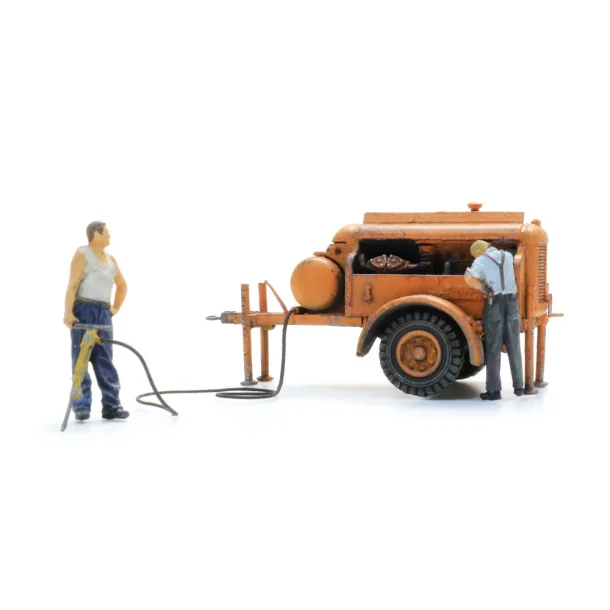 Artitec HO 387.611 Kompressortrailer med tryklufthammer + 2 figur f�rdig model. 