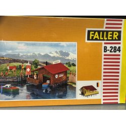 Faller HO B-284 b�dehus bygges�t
