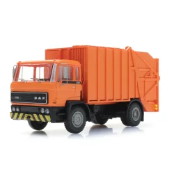 Artitec HO 487.052.13 DAF vippef�rerhus 1982, skraldebil, orange. F�rdig model