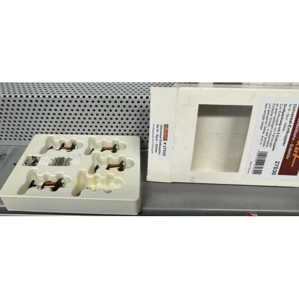 Herkat 27030 spor N Denne h�jkvalitets universelle frakobling fra producenten Herkat g�r det barnemad at afkoble alle N-skala modeljernbaner.