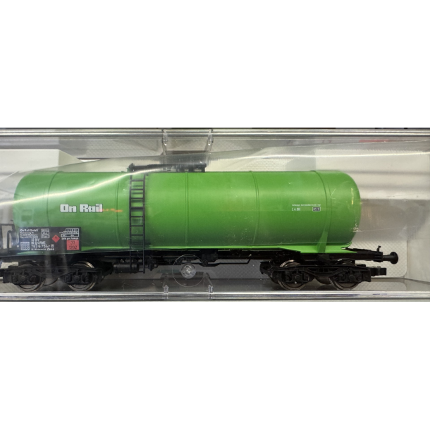 Fleischmann HO 783 6 571-7 On Rail tankvogn med kort kobling