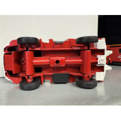 Solido die cast 444 Renault 4x4 brandbil brugt med brugspor Leveres i plastik kasse skala 1:43