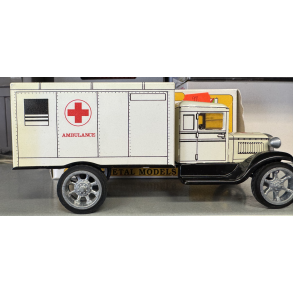 Kovap 0605 blik model ambulance Brugt i ny stand i original emballage emballagen har brug spor. skala 1:32