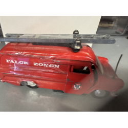 Dinky toys 446 ford transit Falck zonen Metal model Bilen er meget brugt. Stand se billederne Skala ca 1:43