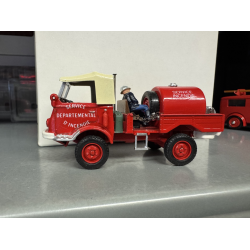 Solido die cast 444 Renault 4x4 brandbil brugt med brugspor Leveres i plastik kasse skala 1:43