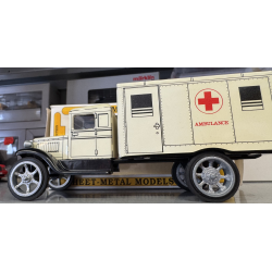 Kovap 0605 blik model ambulance Brugt i ny stand i original emballage emballagen har brug spor. skala 1:32
