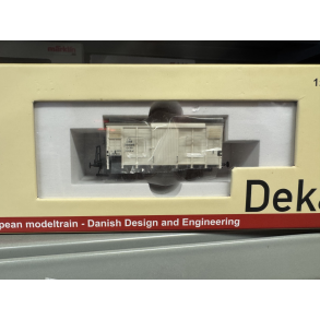 Dekas HO 872111 DSB lukket godsvogn Litra IV 20231 Bdfl p�skrifter. ca 1948-52