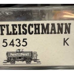 Fleischmann HO 5435 DR tankvogn Persil med bremsehus samt profi kortkoblinger
