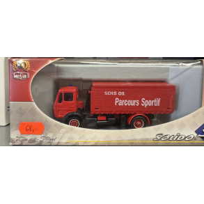 Solido 3163 Mercedes brugt i flot stand i original emballage stand 6 skala 1:50