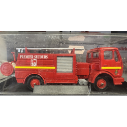Solido die cast 1113 brandbil premier secours Mercedes citerne v 1113 Brugt som ny i original emballage