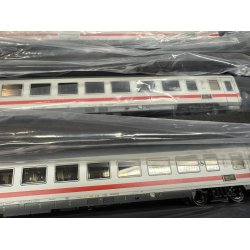 A.C.M.E HO 55329 DB personvogns�t 1-2 kl. Med 4 vogne