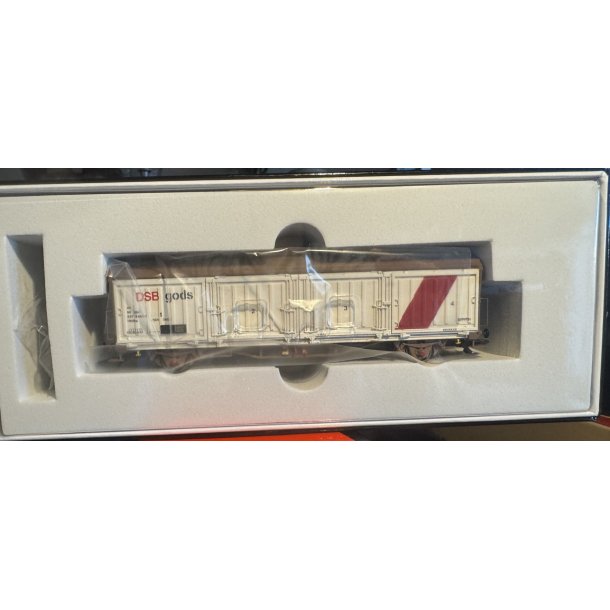 McK 4113 DSB gods lukket godsvogn HbiKKs 42 86 237 8 642-6