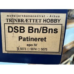 Heljan 5073 DSB patineret af trinbr�ttet Aarhus personvogn Bn/Bns