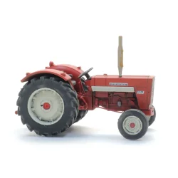 Artitec HO 10.461 McCormick International 624 traktor. 