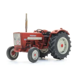Artitec HO 10.461 McCormick International 624 traktor. 