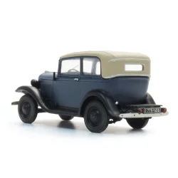 Artitec HO 387.646 Opel P4 motorhjelm op, bl�. F�rdig model