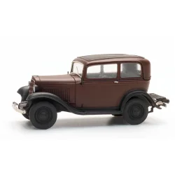 Artitec HO 387.645 Opel P4 sedan, brun. F�rdig model