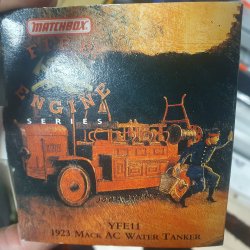 Matchbox YFE11 Mack AC Water Tanker rgang 1923 skala 1:43