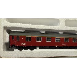 Heljan 6019 DSB Inter City personvogn 1 kl. Litra 50 86 18-83 013-9A