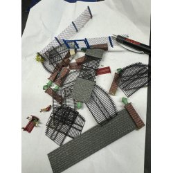 78 Brugt blandet st i HO Hegn Bnk Figurer. Det du ser p billedet er det du kber