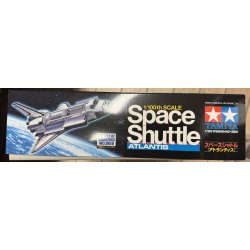 Tamiya 60402 rumfartj Space Shuttle Atlantis skala1:100 byggest
