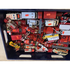 50 Brugte modelbiler stort lot med ca, 50 stk. Udryknings k�rer t�jer/brandbiler