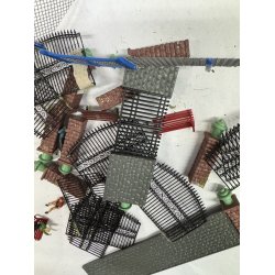 78 Brugt blandet st i HO Hegn Bnk Figurer. Det du ser p billedet er det du kber