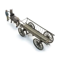 Artitec HO 387.598 stigevogn med figur. Frdig model